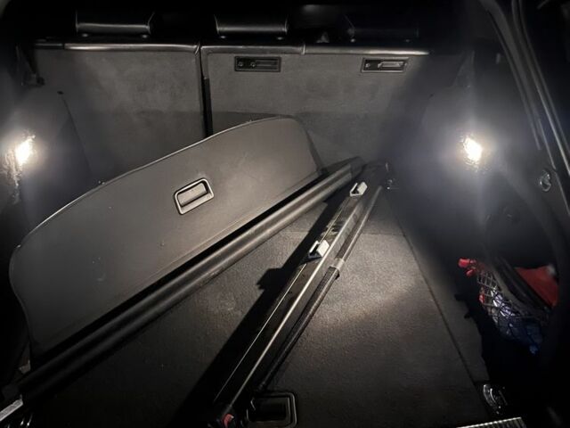 Чорний Ауді А4, об'ємом двигуна 2 л та пробігом 354 тис. км за 10450 $, фото 10 на Automoto.ua