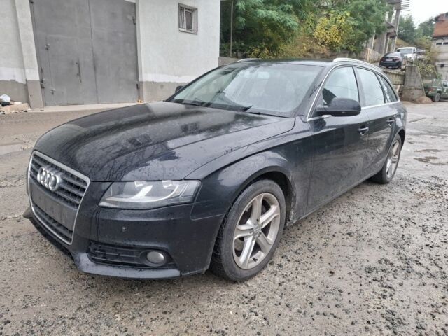 Черный Ауди А4, объемом двигателя 2 л и пробегом 365 тыс. км за 5000 $, фото 5 на Automoto.ua