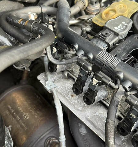 Черный Ауди А4, объемом двигателя 2 л и пробегом 177 тыс. км за 10200 $, фото 52 на Automoto.ua