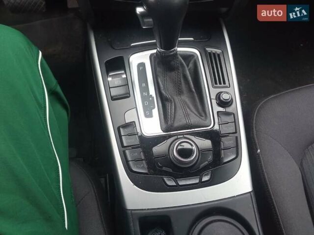 Чорний Ауді А4, об'ємом двигуна 2 л та пробігом 266 тис. км за 11400 $, фото 7 на Automoto.ua