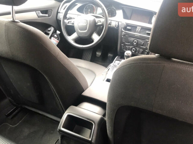 Чорний Ауді А4, об'ємом двигуна 2 л та пробігом 445 тис. км за 7500 $, фото 8 на Automoto.ua