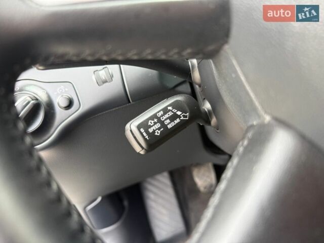 Черный Ауди А4, объемом двигателя 1.8 л и пробегом 216 тыс. км за 9800 $, фото 48 на Automoto.ua