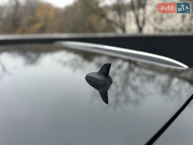 Чорний Ауді А4, об'ємом двигуна 2 л та пробігом 213 тис. км за 11777 $, фото 16 на Automoto.ua