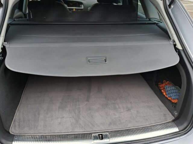 Черный Ауди А4, объемом двигателя 2 л и пробегом 220 тыс. км за 13900 $, фото 7 на Automoto.ua