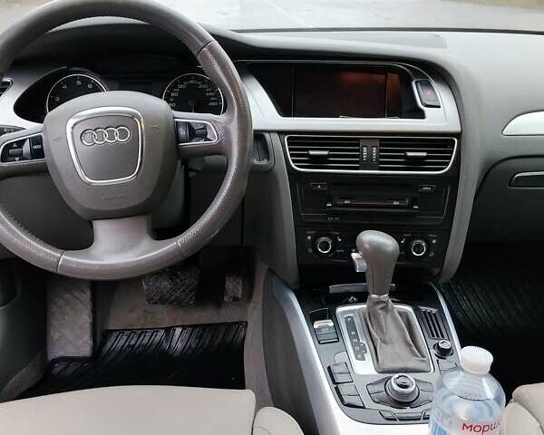 Чорний Ауді А4, об'ємом двигуна 2 л та пробігом 185 тис. км за 10450 $, фото 6 на Automoto.ua