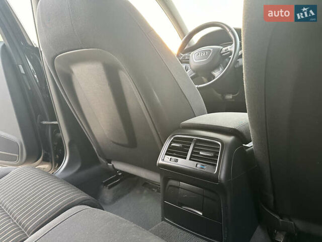 Черный Ауди А4, объемом двигателя 2 л и пробегом 346 тыс. км за 12900 $, фото 3 на Automoto.ua