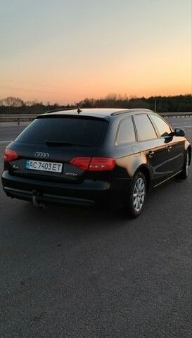 Черный Ауди А4, объемом двигателя 2 л и пробегом 326 тыс. км за 12300 $, фото 10 на Automoto.ua