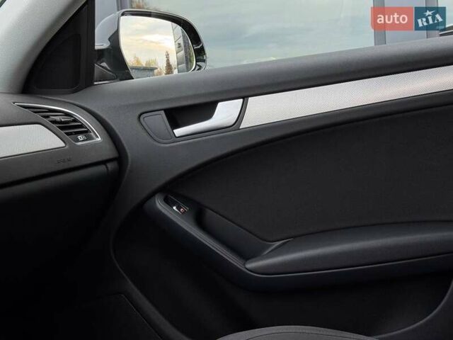 Чорний Ауді А4, об'ємом двигуна 2 л та пробігом 287 тис. км за 10300 $, фото 35 на Automoto.ua