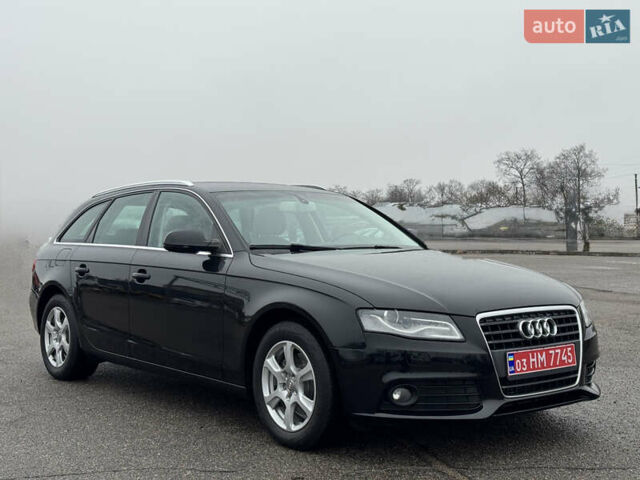 Черный Ауди А4, объемом двигателя 1.8 л и пробегом 255 тыс. км за 9900 $, фото 16 на Automoto.ua