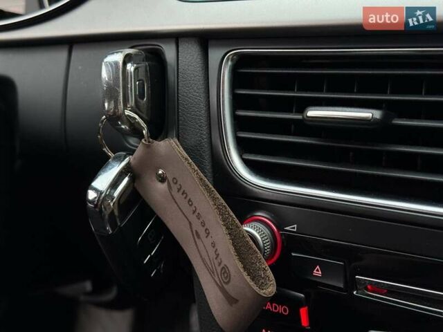 Чорний Ауді А4, об'ємом двигуна 2 л та пробігом 287 тис. км за 10300 $, фото 31 на Automoto.ua