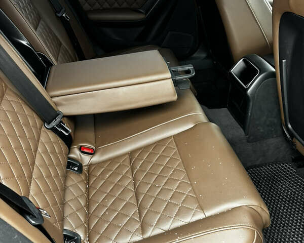 Черный Ауди А4, объемом двигателя 2 л и пробегом 293 тыс. км за 12700 $, фото 8 на Automoto.ua