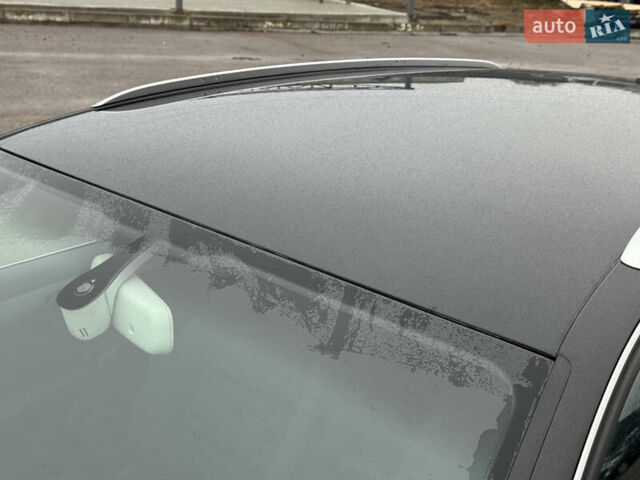 Черный Ауди А4, объемом двигателя 1.8 л и пробегом 255 тыс. км за 9900 $, фото 21 на Automoto.ua