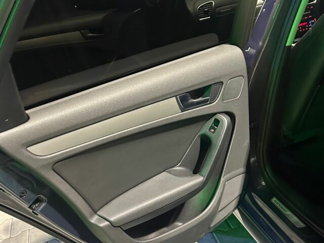 Чорний Ауді А4, об'ємом двигуна 2 л та пробігом 2 тис. км за 6000 $, фото 8 на Automoto.ua