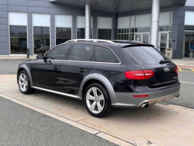 Чорний Ауді А4, об'ємом двигуна 2 л та пробігом 87 тис. км за 3100 $, фото 5 на Automoto.ua