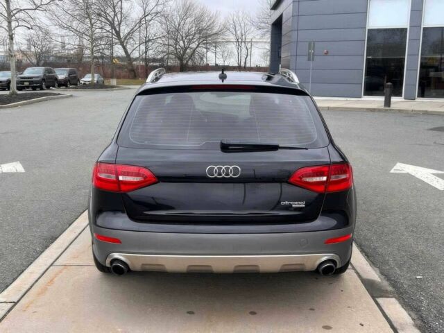 Чорний Ауді А4, об'ємом двигуна 2 л та пробігом 87 тис. км за 3100 $, фото 4 на Automoto.ua