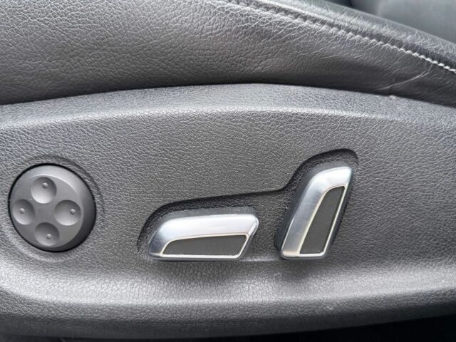 Черный Ауди А4, объемом двигателя 2 л и пробегом 236 тыс. км за 10800 $, фото 5 на Automoto.ua