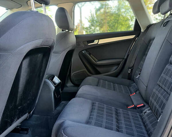 Черный Ауди А4, объемом двигателя 1.97 л и пробегом 280 тыс. км за 13500 $, фото 37 на Automoto.ua