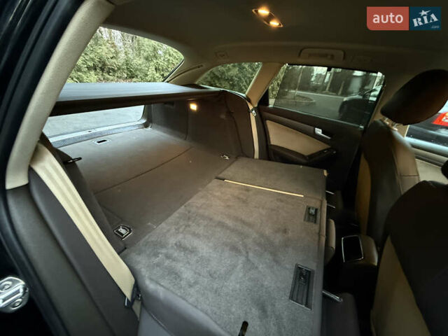 Черный Ауди А4, объемом двигателя 2 л и пробегом 229 тыс. км за 13000 $, фото 17 на Automoto.ua