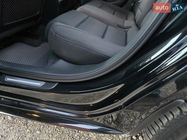 Черный Ауди А4, объемом двигателя 2 л и пробегом 282 тыс. км за 10800 $, фото 19 на Automoto.ua