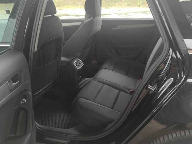 Черный Ауди А4, объемом двигателя 2 л и пробегом 285 тыс. км за 12000 $, фото 6 на Automoto.ua