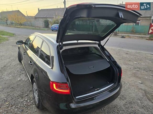 Черный Ауди А4, объемом двигателя 2 л и пробегом 282 тыс. км за 10800 $, фото 21 на Automoto.ua