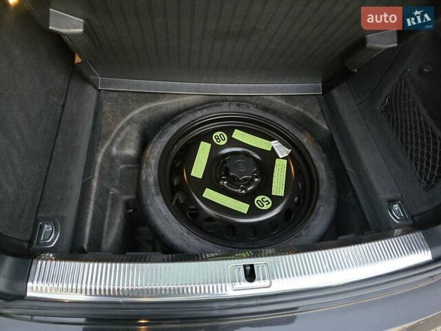 Черный Ауди А4, объемом двигателя 2 л и пробегом 282 тыс. км за 10800 $, фото 24 на Automoto.ua