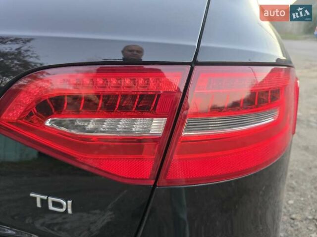 Черный Ауди А4, объемом двигателя 2 л и пробегом 282 тыс. км за 10800 $, фото 49 на Automoto.ua