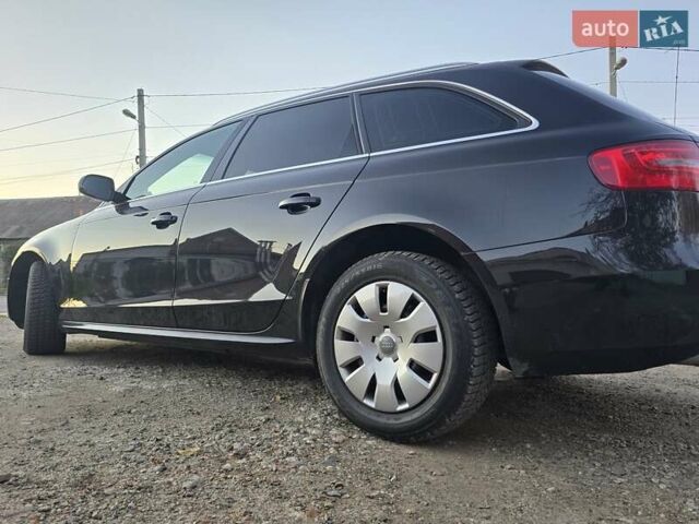 Черный Ауди А4, объемом двигателя 2 л и пробегом 282 тыс. км за 10800 $, фото 51 на Automoto.ua