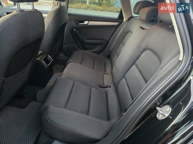 Черный Ауди А4, объемом двигателя 2 л и пробегом 282 тыс. км за 10800 $, фото 18 на Automoto.ua