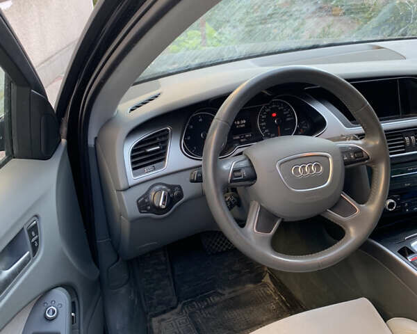 Ауді А4 2014 у Чорткові на Automoto.ua Чорний Ауді А4, об'ємом двигуна 2 л та пробігом 218 тис. км за 15500 $, фото 5 на Automoto.ua