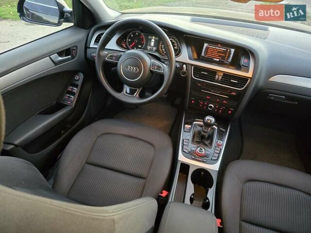 Черный Ауди А4, объемом двигателя 2 л и пробегом 282 тыс. км за 10800 $, фото 13 на Automoto.ua