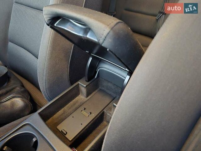 Черный Ауди А4, объемом двигателя 2 л и пробегом 282 тыс. км за 10800 $, фото 73 на Automoto.ua