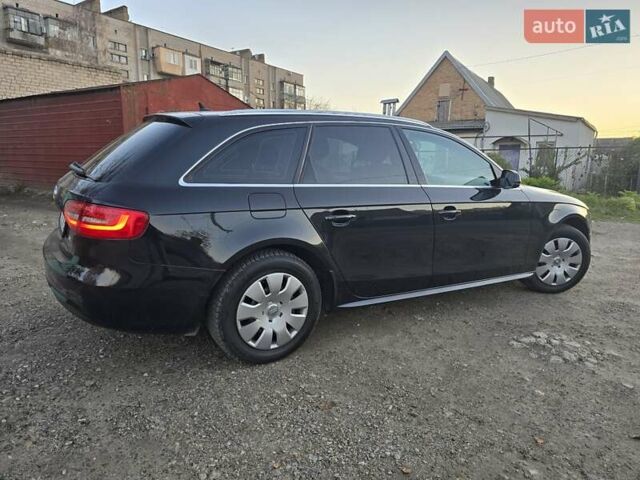 Черный Ауди А4, объемом двигателя 2 л и пробегом 282 тыс. км за 10800 $, фото 2 на Automoto.ua