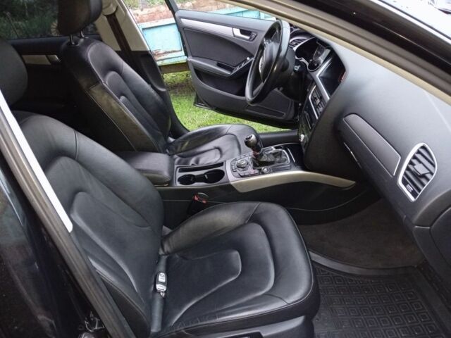 Черный Ауди А4, объемом двигателя 2 л и пробегом 290 тыс. км за 12000 $, фото 5 на Automoto.ua