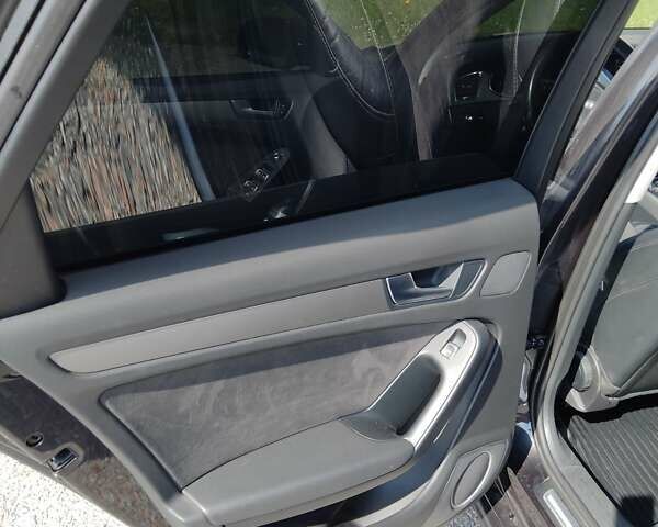 Черный Ауди А4, объемом двигателя 1.8 л и пробегом 270 тыс. км за 12500 $, фото 101 на Automoto.ua