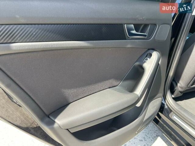Черный Ауди А4, объемом двигателя 2 л и пробегом 195 тыс. км за 15500 $, фото 17 на Automoto.ua