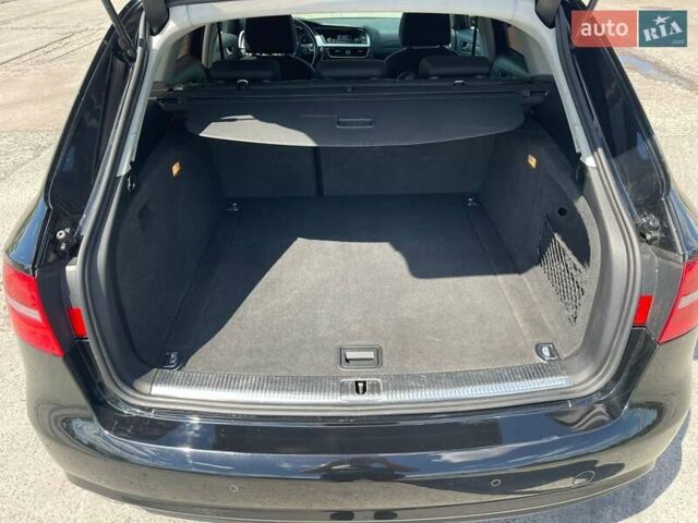 Черный Ауди А4, объемом двигателя 2 л и пробегом 195 тыс. км за 15500 $, фото 31 на Automoto.ua