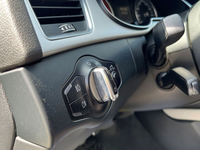 Черный Ауди А4, объемом двигателя 2 л и пробегом 178 тыс. км за 16100 $, фото 13 на Automoto.ua