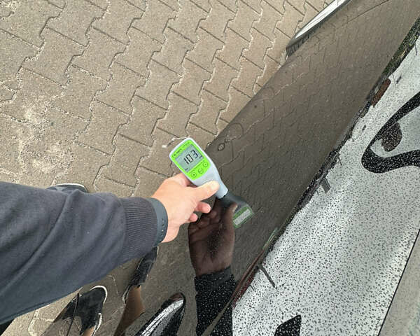 Чорний Ауді А4, об'ємом двигуна 2 л та пробігом 211 тис. км за 14350 $, фото 77 на Automoto.ua