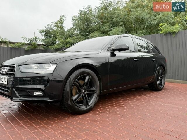 Чорний Ауді А4, об'ємом двигуна 2 л та пробігом 320 тис. км за 12500 $, фото 5 на Automoto.ua