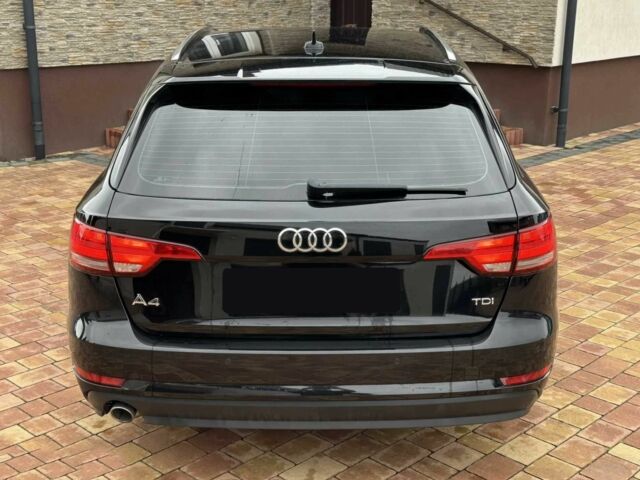 Черный Ауди А4, объемом двигателя 2 л и пробегом 76 тыс. км за 11000 $, фото 6 на Automoto.ua