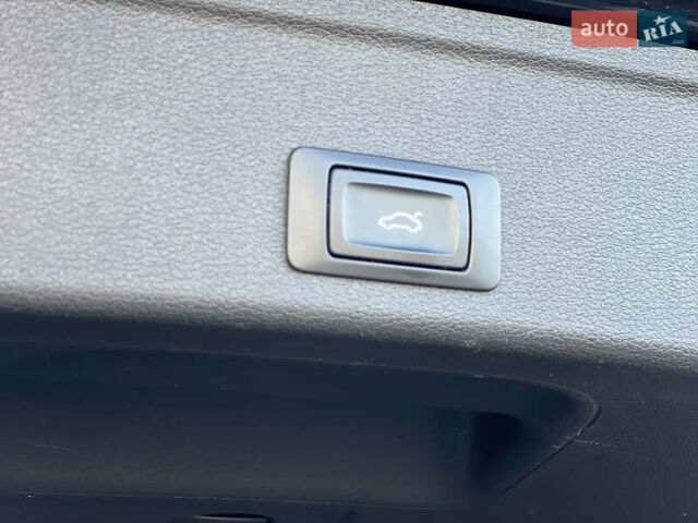 Черный Ауди А4, объемом двигателя 2 л и пробегом 190 тыс. км за 19700 $, фото 40 на Automoto.ua