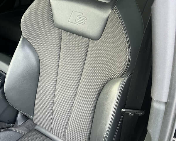 Черный Ауди А4, объемом двигателя 1.97 л и пробегом 162 тыс. км за 19900 $, фото 23 на Automoto.ua