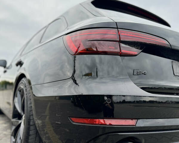 Черный Ауди А4, объемом двигателя 1.97 л и пробегом 300 тыс. км за 19500 $, фото 21 на Automoto.ua