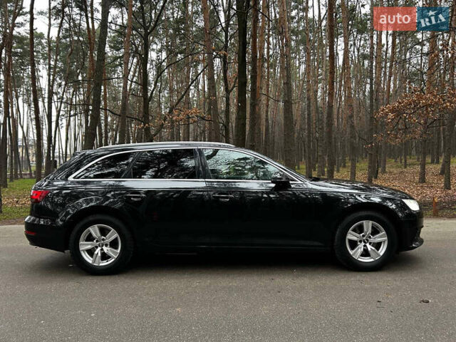 Черный Ауди А4, объемом двигателя 1.97 л и пробегом 330 тыс. км за 13900 $, фото 3 на Automoto.ua