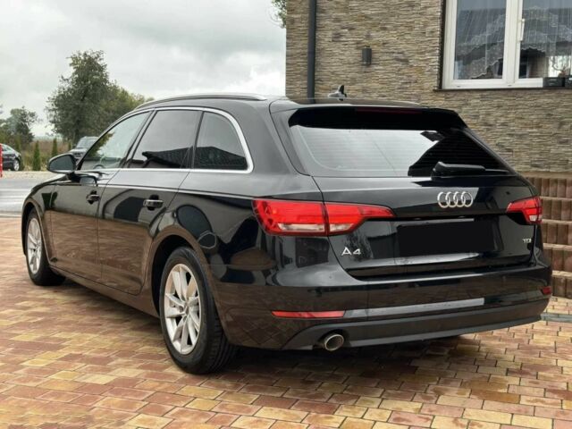 Черный Ауди А4, объемом двигателя 2 л и пробегом 76 тыс. км за 11000 $, фото 5 на Automoto.ua