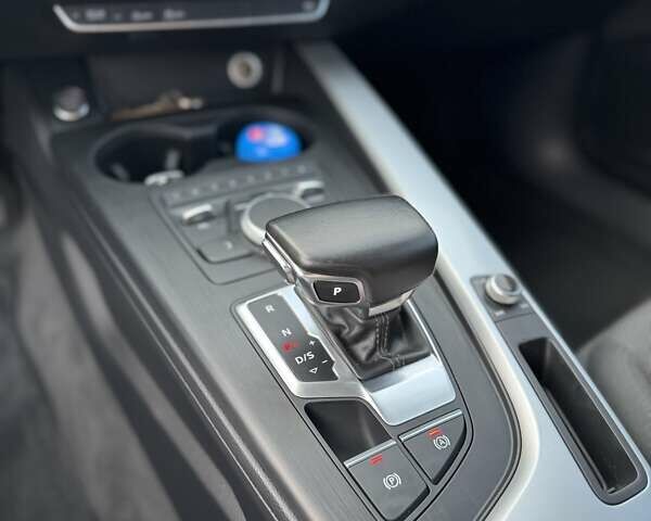 Ауди А4 2016 в Львове на Automoto.ua Черный Ауди А4, объемом двигателя 1.97 л и пробегом 212 тыс. км за 16800 $, фото 23 на Automoto.ua