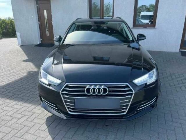 Черный Ауди А4, объемом двигателя 2 л и пробегом 139 тыс. км за 10700 $, фото 3 на Automoto.ua