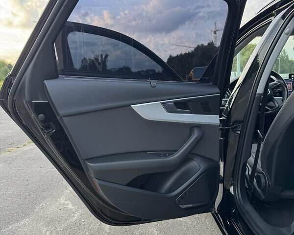 Ауди А4 2016 в Львове на Automoto.ua Черный Ауди А4, объемом двигателя 1.97 л и пробегом 212 тыс. км за 16800 $, фото 20 на Automoto.ua