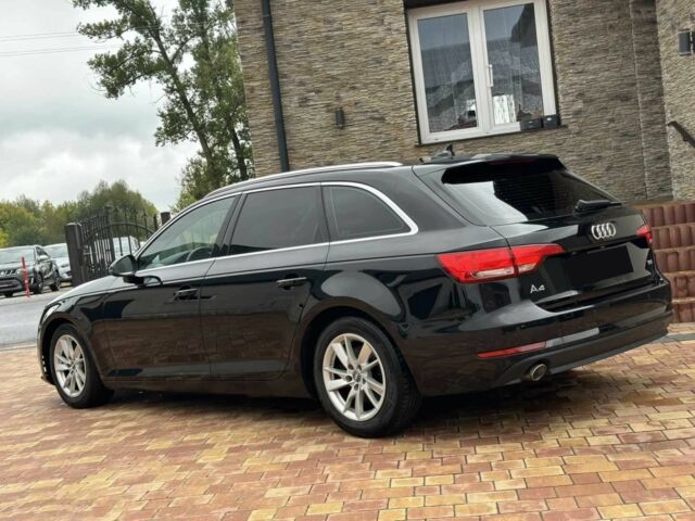 Черный Ауди А4, объемом двигателя 2 л и пробегом 76 тыс. км за 11000 $, фото 4 на Automoto.ua